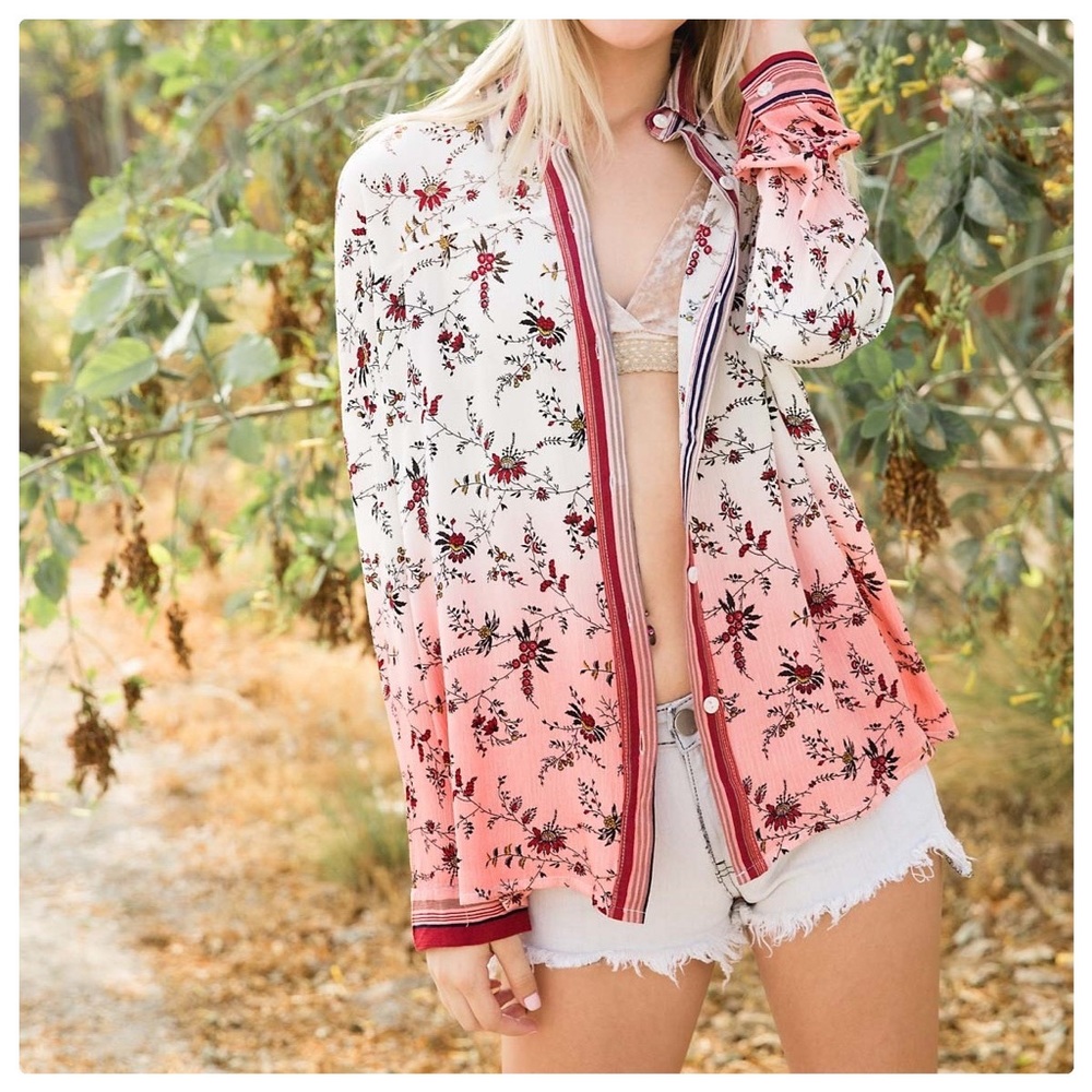 *CLEARANCE* POL Woven Ombré Button Down Top - Picture 8 of 10